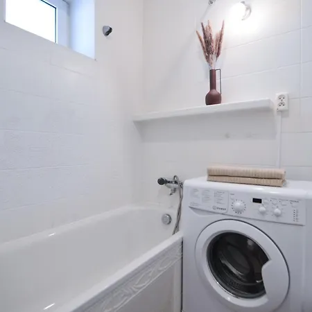 Citystay Uroczy Apartament Z Balkonem