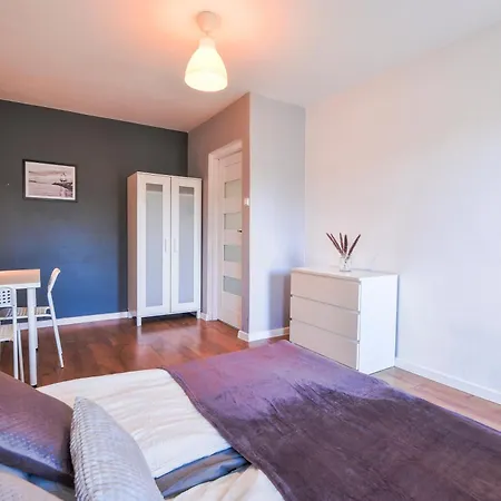 Citystay Uroczy Apartament Z Balkonem *