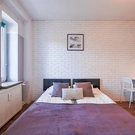 Citystay Uroczy Apartament Z Balkonem *